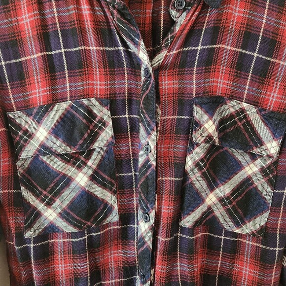 Rails Hunter Flannel Red and Navy Blue Plaid Soft Button Down Shirt Size Small - Picture 4 of 7
